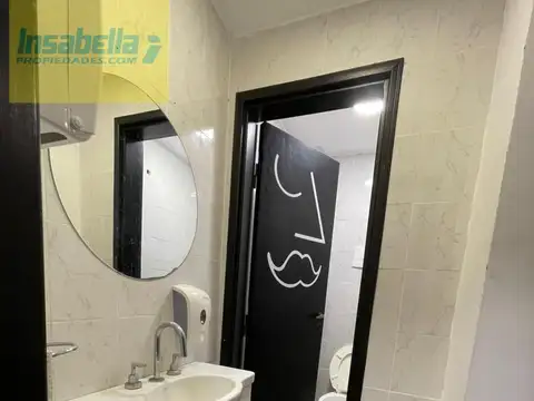 Local en Venta en Constitución, USD 290.000