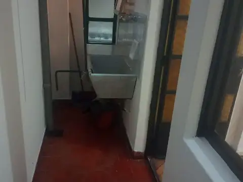 2 ambientes con patio en floresta