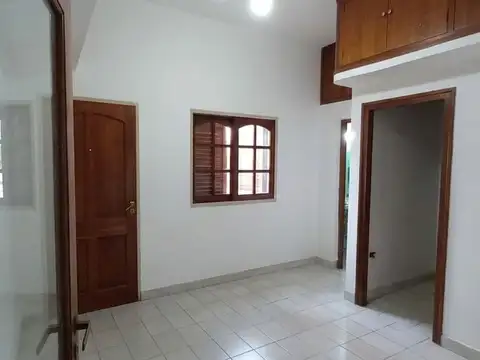 Oficina en Alquiler en San Fdo del Valle de Catamarca, $ 650.000
