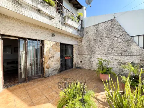 Depto Tipo Casa 6 ambientes con 3 baños