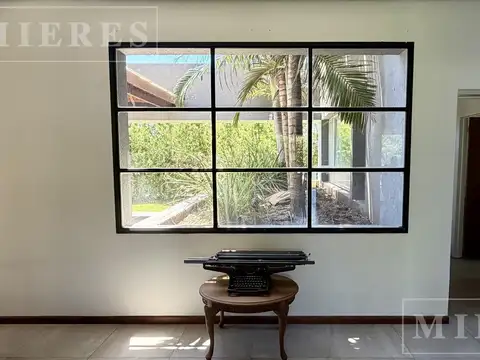 Casa en Alquiler Temporal con 5 cocheras