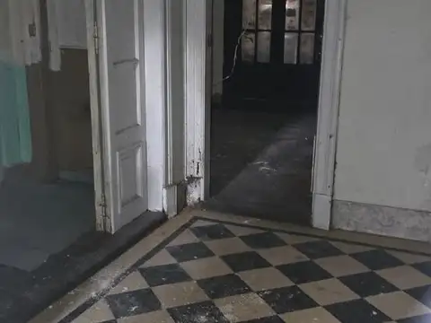 Depto Tipo Casa en Venta de 12 ambientes