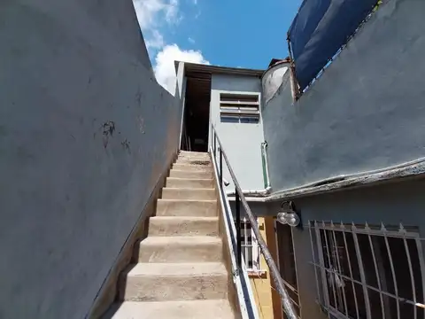 Depto Tipo Casa en Venta en Villa Maipu, USD 180.000