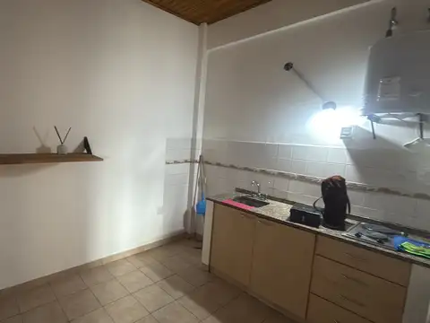 Departamento en Alquiler en Monte Grande, $ 560.000