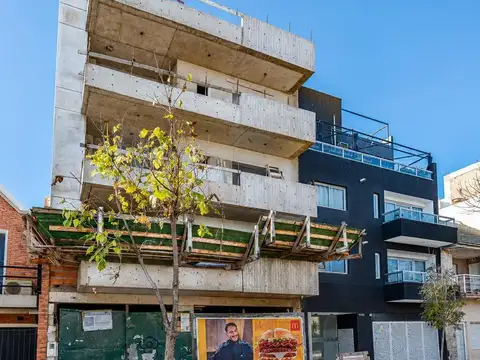 Departamento de 3 ambientes con Balcón en Liniers