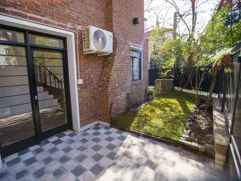 Depto Tipo Casa en Alquiler de 4 ambientes