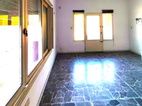 Depto Tipo Casa en Venta de 1 dormitorio