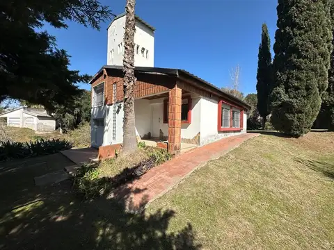 VENTA CASA OLIVEROS - GRAN TERRENO - CERCA DEL RIO