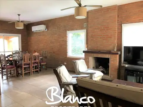 Casa  en Venta en La Peregrina, Pilar, G.B.A. Zona Norte