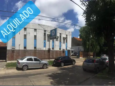 Galpon - Alquiler -  Martinez - 740 m2  ZONIF ID - ALQUILADO