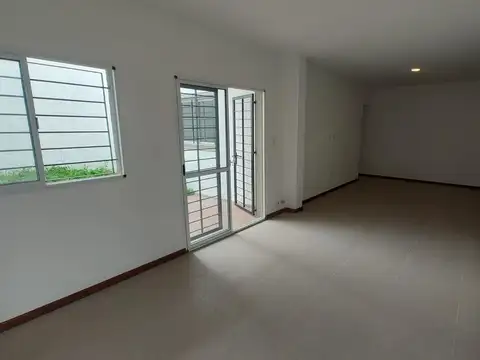 Departamento en Venta en Granadero Baigorria, USD 77.000