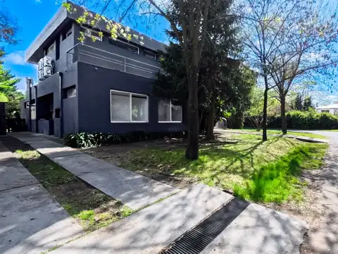 Casa Country San Carlos - Sector San Eduardo 284 m² Lote central 710 m² Pileta VIDEO Y RECORRIDO 360