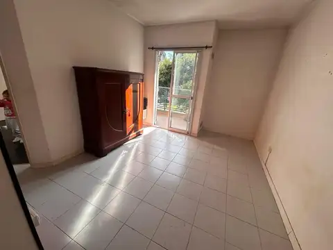 Departamento en Venta en Villa Adelina, USD 66.000