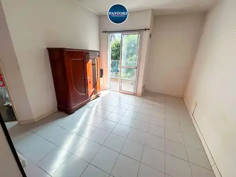 Departamento en Venta en Villa Adelina, USD 65.000