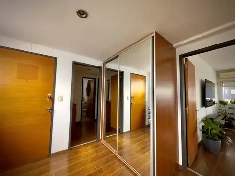 Departamento 4 ambientes con 2 baños