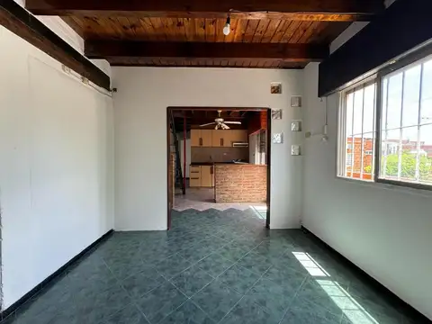 Depto Tipo Casa en Alquiler en Boulogne, $ 800.000