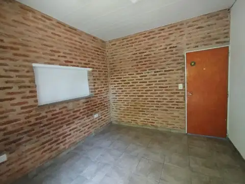 Departamento en Alquiler en Golf Club, $ 300.000