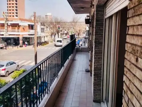 Depto Tipo Casa en Venta 43 años