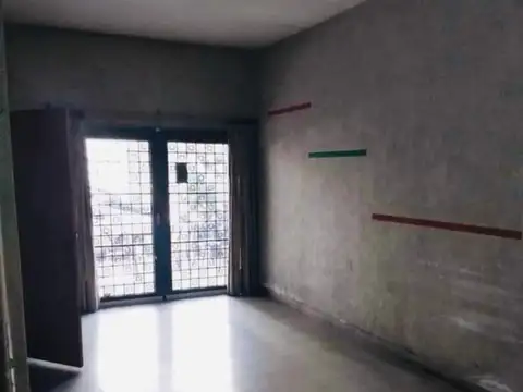 Depto Tipo Casa 4 ambientes con 3 baños
