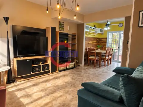 Casa 4 ambientes con 1 baño