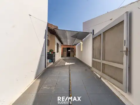 VENTA-CASA 3 DORMITORIOS- QUINCHO Y PATIO