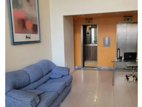 Av. Rivadavia 18410 , Piso 6