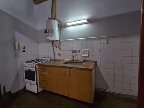 Depto Tipo Casa 2 ambientes con 1 baño