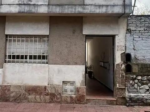 Departamento en Venta en Alberdi, USD 32.000