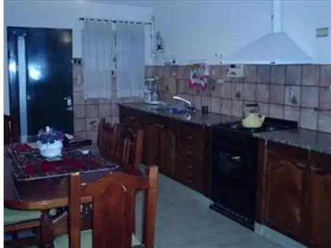Los Eucaliptus 100