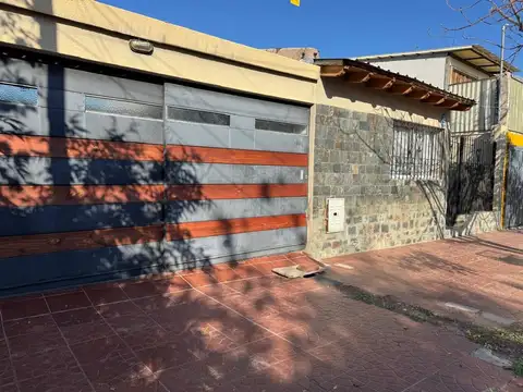 CASA EN CERRILLOS SUR