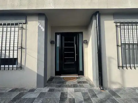 CASA 3 AMB GARAGE - PARQUE-BARRIO LOS ALAMOS GLEW