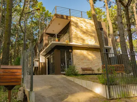 CASA VENTA EN MAR AZUL A 200 METROS DEL MAR