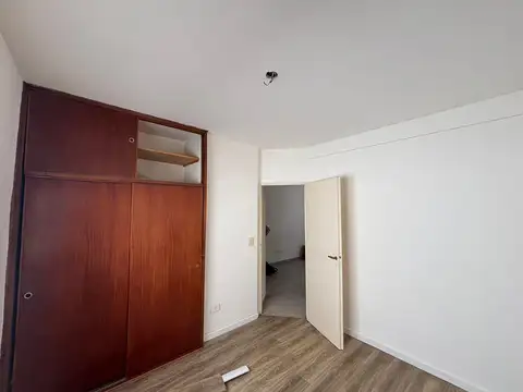 Departamento 2 ambientes CON COCHERA! Excelente Ubicación