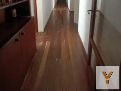 Casa en venta - 4 Dormitorios 4 Baños - Córdoba