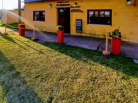Alquiler de Fondo de Comercio / Parrilla Equipada