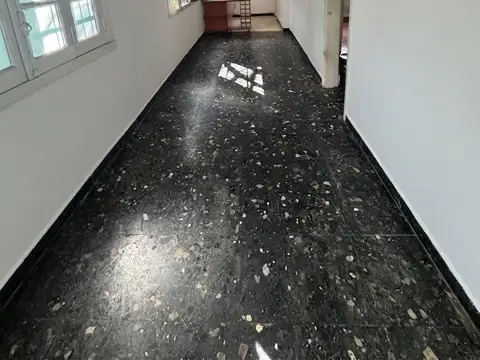 Depto Tipo Casa en Alquiler de 3 ambientes