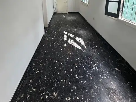Depto Tipo Casa en Alquiler de 2 dormitorios