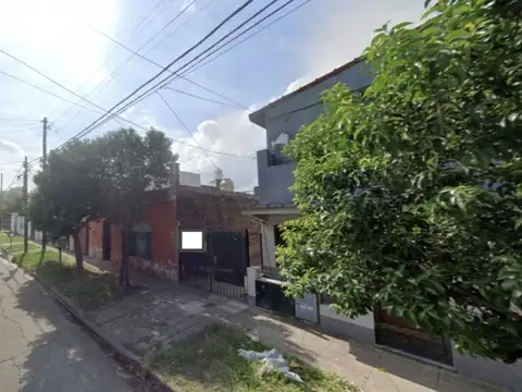 Terreno en Venta en Villa Luzuriaga, USD 85.000