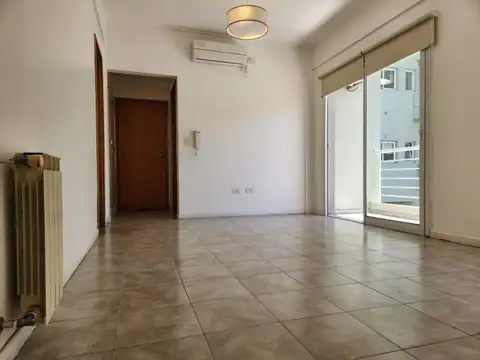 ¡Impecable Depto 1 dormi con balcón!