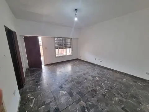 VENTA CASA GRAND BOURG A REFAC LOCAL  APTO CREDITO