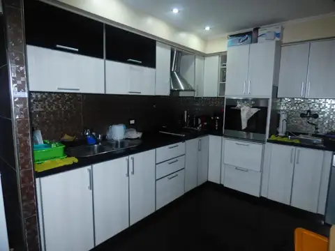 Depto Tipo Casa en Venta de 4 ambientes