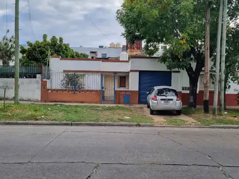 Martín Rodríguez 700