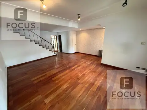 Venta Casa en Villa Devoto con patio 8,66 mts x 25 mts