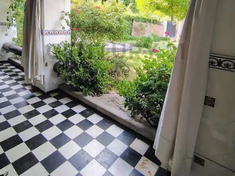 Casa en Alquiler de 3 dormitorios