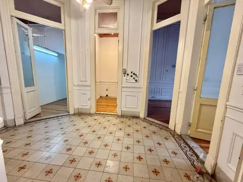 Depto Tipo Casa en Venta de 5 ambientes