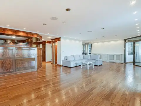 Departamento en Venta de 4 dormitorios