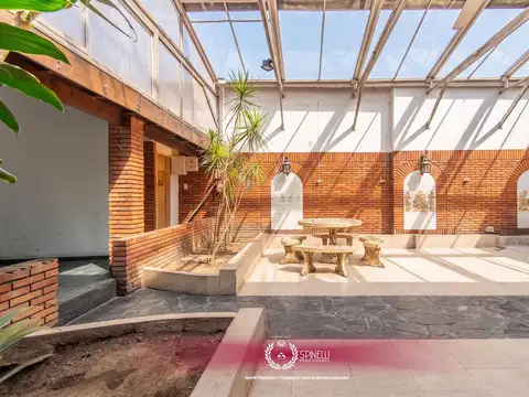 Casa en Venta con 1 cochera
