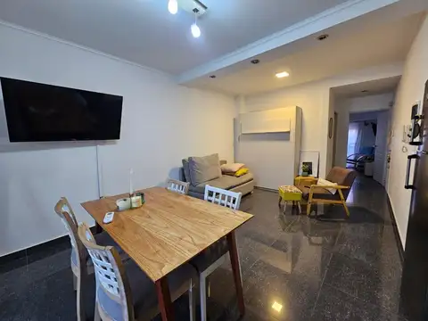 Depto Tipo Casa en Venta de 2 ambientes