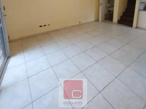 Casa en Alquiler en Godoy Cruz, $ 500.000
