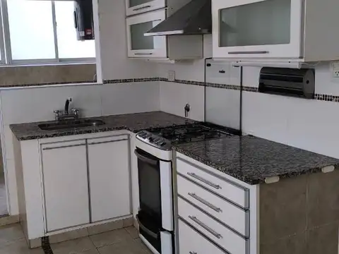 Departamento en Alquiler en La Plata, $ 800.000